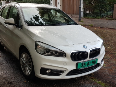 BMW 220i active tourer 