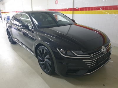 Volkswagen Arteon 2.0 TSI R-Line 4Motion