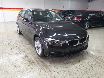 BMW 318i Touring