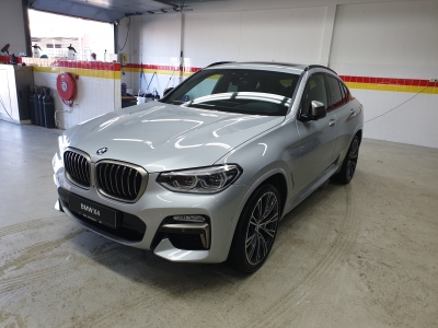 BMW X4 M40i