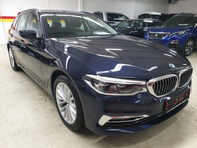 BMW 530i xDrive Touring Luxury Line