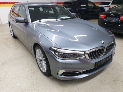 BMW 540i xDrive Touring