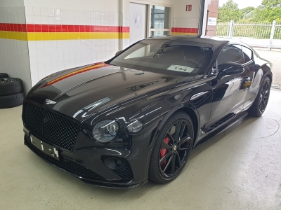 Bentley Continental GT W12 Mulliner Blackline