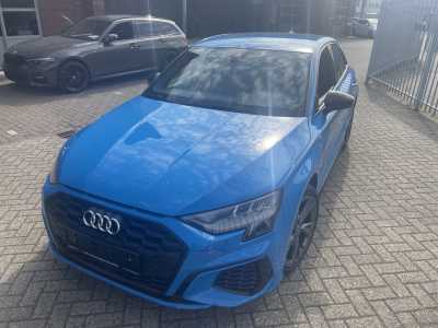 Audi Sportback 45 TFSIe S tronic S Line / LED/DAB+