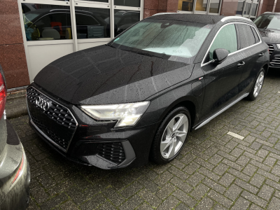 Audi S line 40 TFSI e S tronic