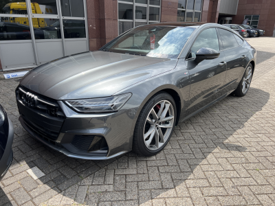 Audi 55 TFSI e quattro