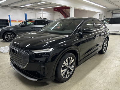 Audi 35 e-tron