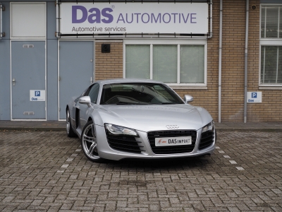 Audi R8 Coupe 4.2 FSI