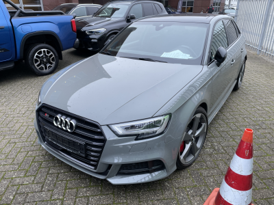 Audi TFSI quattro S tronic