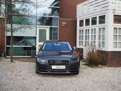 Audi S8 4.0 TFSI quattro