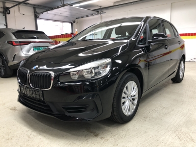 BMW 218i Active Tourer Advantage