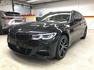 BMW 330e