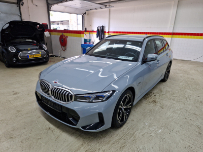 BMW e xDrive M Sportpaket AHK DA Ad.LED LHZ RFK