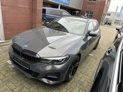 BMW e xDrive Touring M Sport