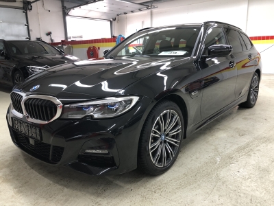 BMW 330e Touring