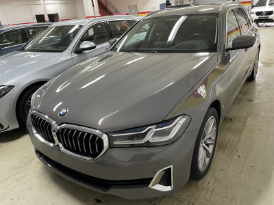 BMW d xDrive Touring Luxury Line Head-Up HiFi