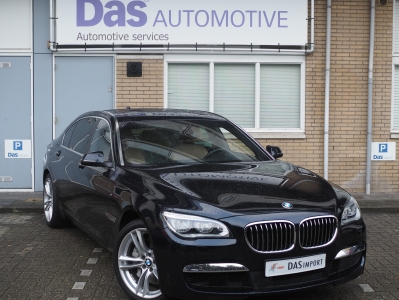 BMW 750LD xDrive Blue Performance