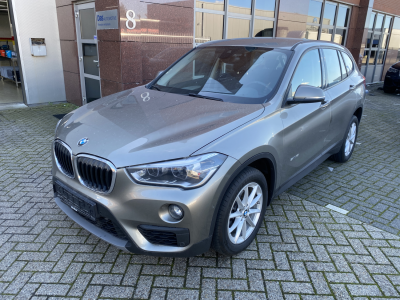 BMW sDrive18i