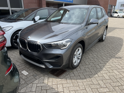 BMW xDrive25e