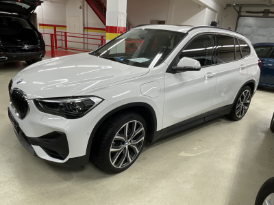 BMW xDrive25e