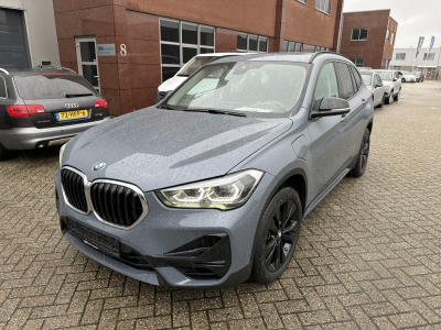 BMW xDrive25e