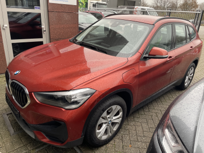 BMW xDrive25e