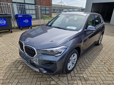 BMW xDrive25e