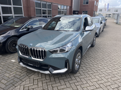 BMW xDrive30e xLine