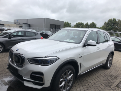 BMW xDrive45e