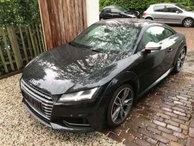 Audi TT 2.0 TFSI TTS quattro 