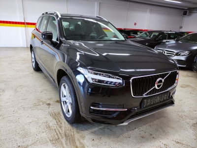 Volvo XC90 Twin Engine Momentum Plug-In Hybrid AWD