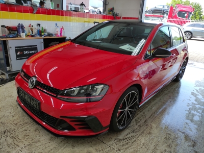 Volkswagen Golf GTI VII Clubsport BMT 2.0 TSI