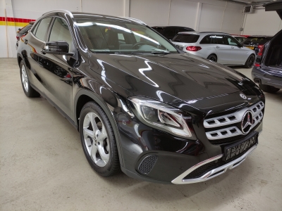 Mercedes-Benz GLA 180