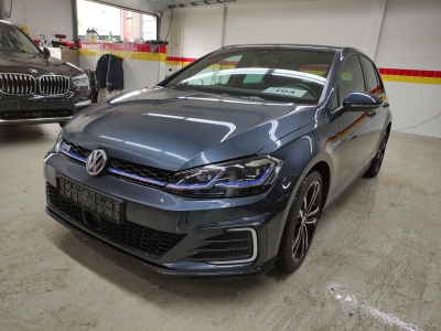 Volkswagen Golf GTE VII 1.4 TSI