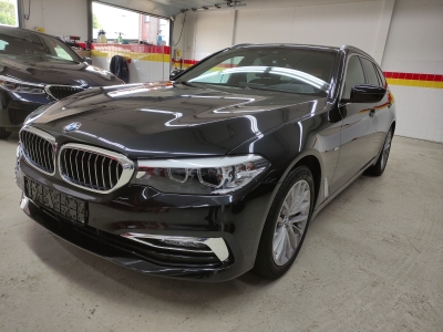 BMW 530i Touring Luxury Line