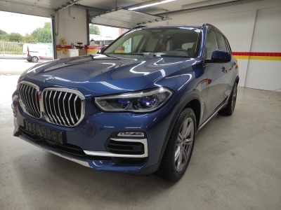 BMW X5 xDrive45e