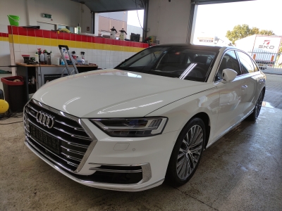 Audi A8L 55 TFSI 