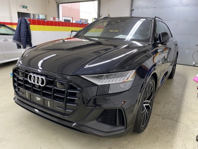 Audi Q8 55 TFSI quattro