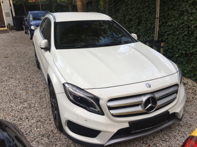 Mercedes-Benz GLA 200