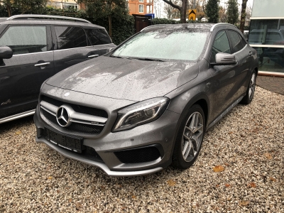 Mercedes-Benz 45 AMG 4MATIC