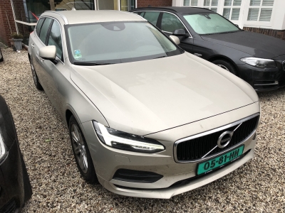 Volvo 2.0 D4 Momentum