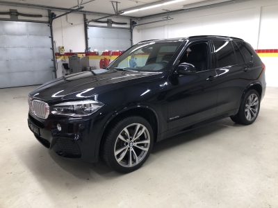 BMW X5 - XDRIVE40E