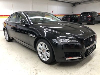 Jaguar XF - 2.0D PORTFOLIO