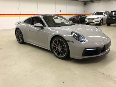 Porsche 911 - 3.0 Carrera S