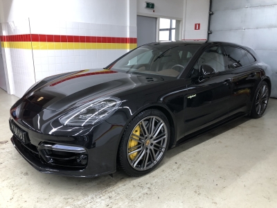 Porsche Panamera Sport Turismo - 4.0 Turbo S E-Hybrid