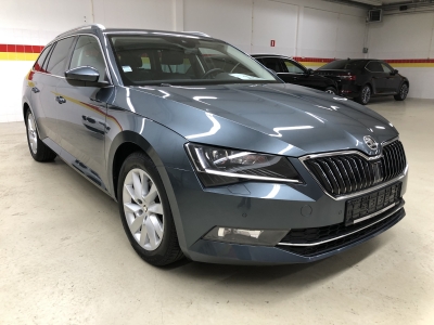 Skoda  SUPERB COMBI - 1.8 TSI STYLE