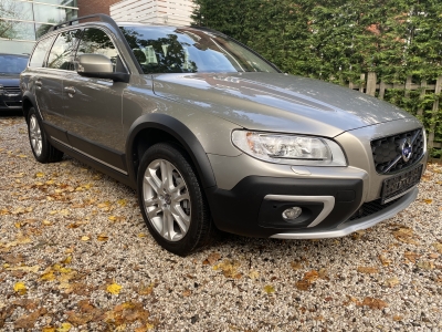 Volvo XC70 - 2.4 D5 Classic Edition