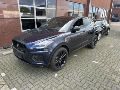 Jaguar P300e AWD R-Dynamic SE