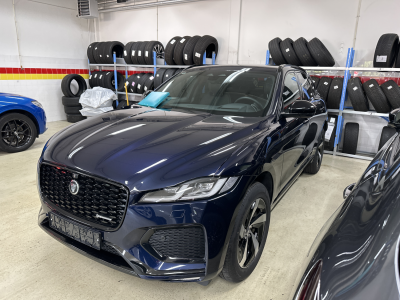 Jaguar P400e AWD R-Dynamic HSE