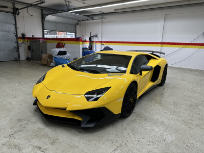 Lamborghini SV 